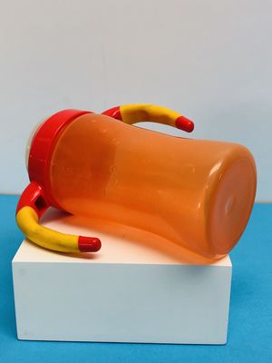 BPA расслоина свободно не 9 месяцев чашка Sippy младенца ребенк 7 унций